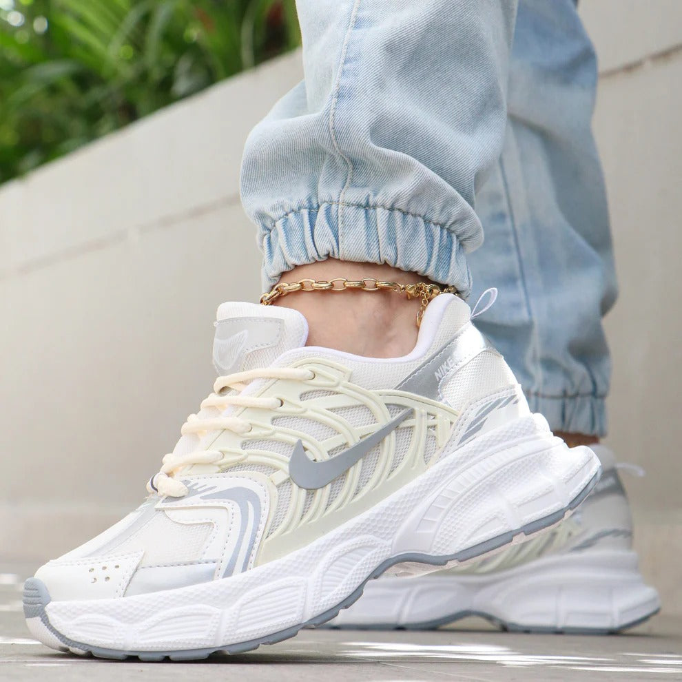 NUEVOS TENIS NIKE RUN & SKATE DAMA